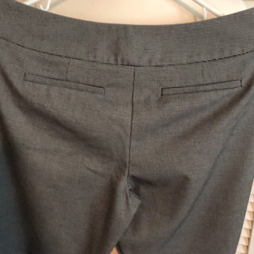 Ann Taylor Petite size 4 - Picture 2 of 3